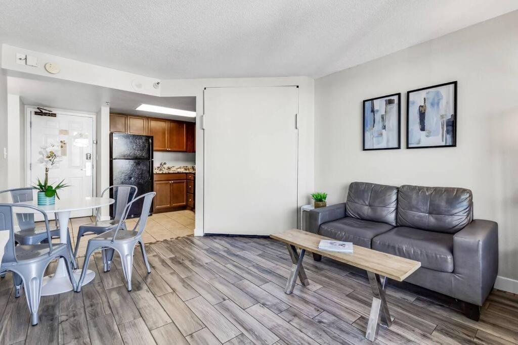 Appartamento Upscale Oceanview 1Br Dog Friendly! 1104 Myrtle Beach Esterno foto